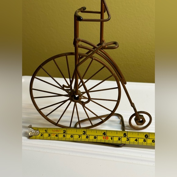 Vintage Rock Creek Metal Craft Man Riding Big Bike - Picture 7 of 7